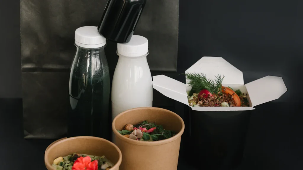 Top Tips for Buying 5 Compartment Biodegradable Containers in Bulk 1